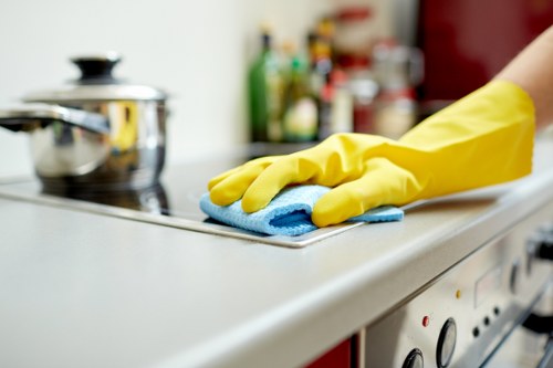 Careful cleaning of a decorative rug with local rug care methods