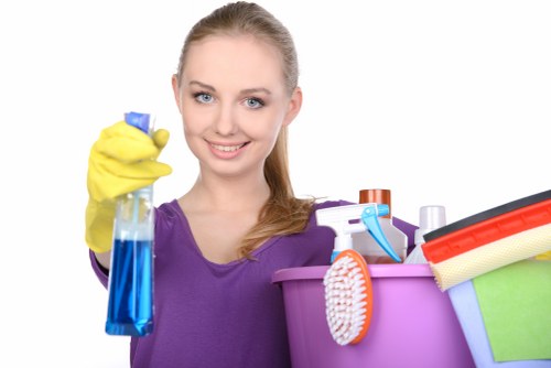 Moving day property cleaning across Richmond upon Thames